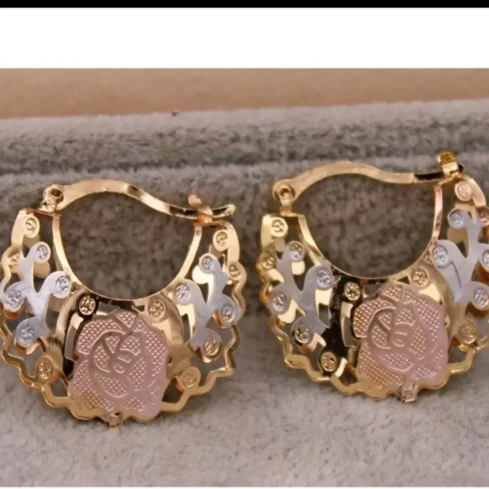 Trendy  Hollow Out Hoop Earrings For Women Stylish Jewelry
